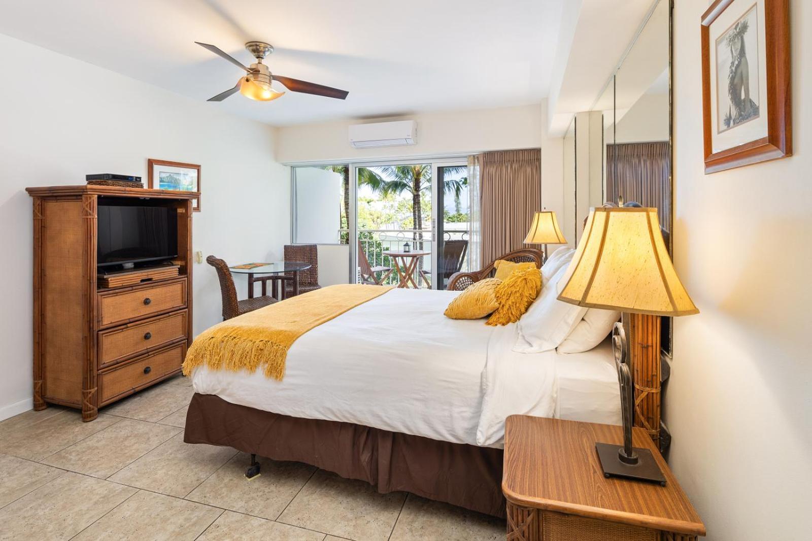 Waikiki Shore Beachfront Honolulu Extérieur photo